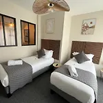 מלון Cit'hotel La 3*