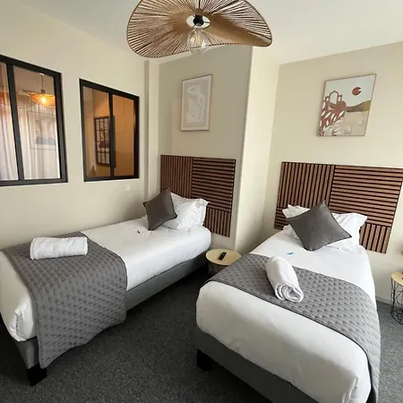 호텔 Cit'hotel La 3*