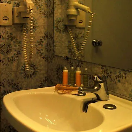 Cit'hotel La 3* 낭시